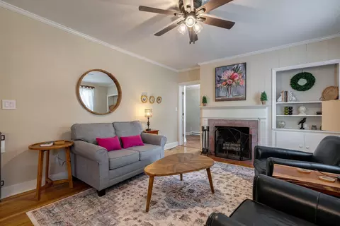 Living - 3011 Fox Spring Rd, Augusta, GA 30909 photo 1 of 3