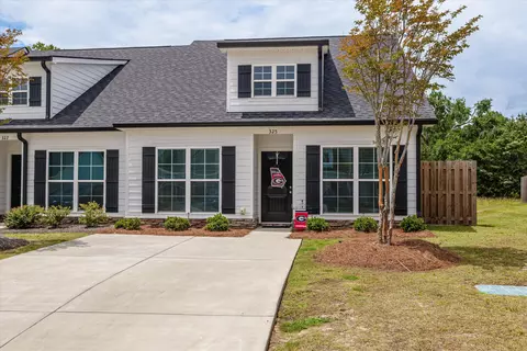 325 Bordeaux Dr, Thomson, GA 30824
