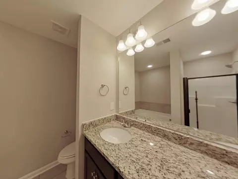 Bath - 2355 Belair Spring Rd, Augusta, GA 30909 photo 2 of 3