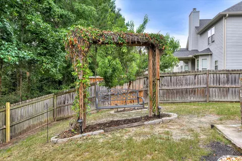 Exterior - 2789 Huntcliffe Dr, Augusta, GA 30909 photo 3 of 4
