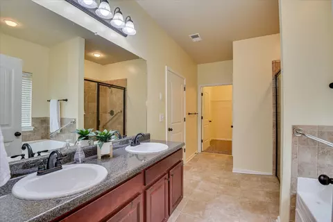 Bath - 2789 Huntcliffe Dr, Augusta, GA 30909 photo 3 of 6