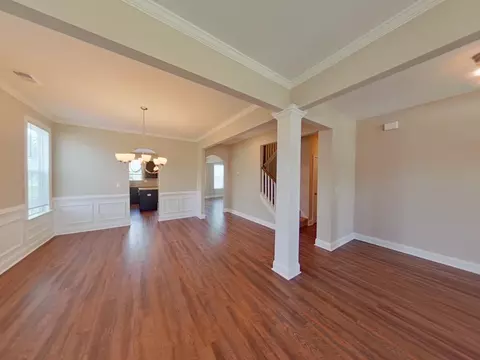 Living - 2362 Belair Spring Rd, Augusta, GA 30909 photo 3 of 4