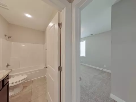 Entry Way - 2362 Belair Spring Rd, Augusta, GA 30909 photo 4 of 7