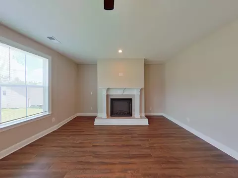 Living - 2362 Belair Spring Rd, Augusta, GA 30909 photo 2 of 4