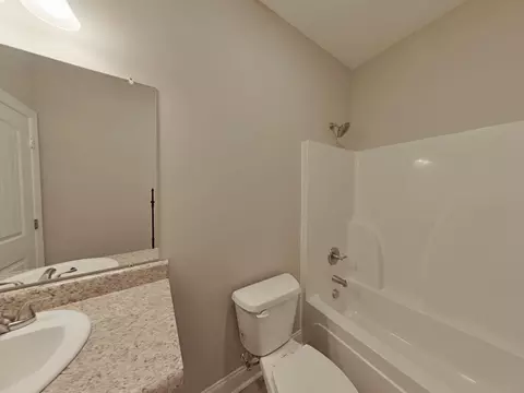 Bath - 2362 Belair Spring Rd, Augusta, GA 30909 photo 1 of 7