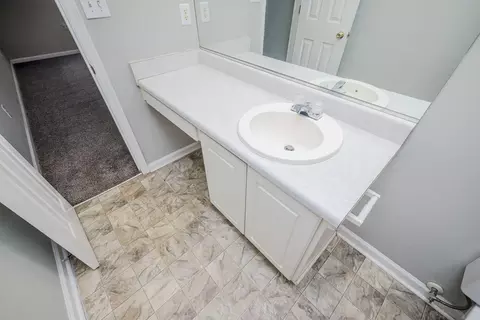 Bath - 300 Nevis Dr, Augusta, GA 30909 photo 3 of 4