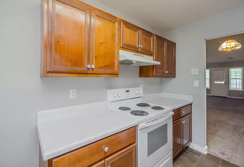 Kitchen - 300 Nevis Dr, Augusta, GA 30909 photo 4 of 4