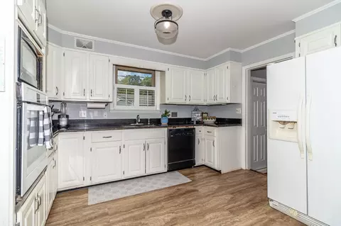 Kitchen - 3121 Ramsgate Rd, Augusta, GA 30909 photo 3 of 5