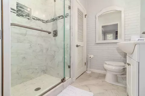 Bath - 3121 Ramsgate Rd, Augusta, GA 30909 photo 2 of 4
