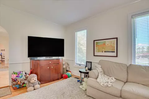 Living - 4234 Riverside Dr, Evans, GA 30809 photo 6 of 6