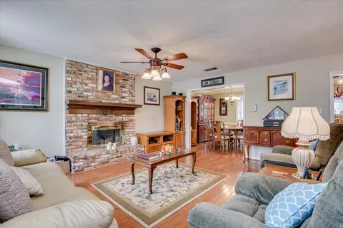 Living - 4209 Fairfield Cir, Evans, GA 30809 photo 1 of 3