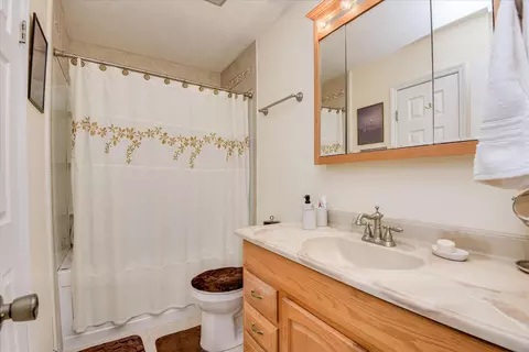 Bath - 4209 Fairfield Cir, Evans, GA 30809 photo 1 of 2