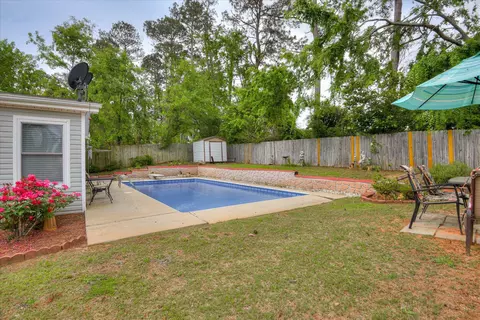 Exterior - 4209 Fairfield Cir, Evans, GA 30809 photo 7 of 10