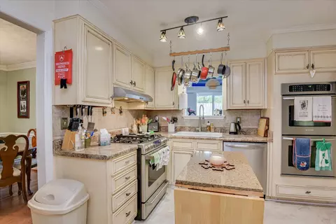 Kitchen - 4209 Fairfield Cir, Evans, GA 30809 photo 2 of 3