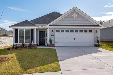 8220 Snelling Dr, Aiken, SC 29803