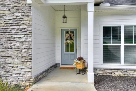 Exterior - 105 Stonebridge Loop, Mccormick, SC 29835 photo 5 of 13