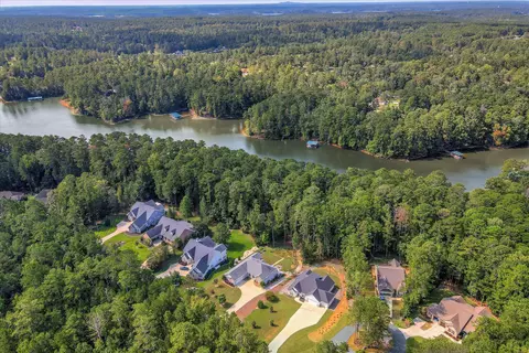 View/Area - 105 Stonebridge Loop, Mccormick, SC 29835 photo 4 of 8