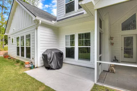 Exterior - 105 Stonebridge Loop, Mccormick, SC 29835 photo 9 of 13