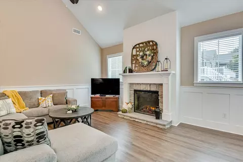 Living - 105 Stonebridge Loop, Mccormick, SC 29835 photo 1 of 2