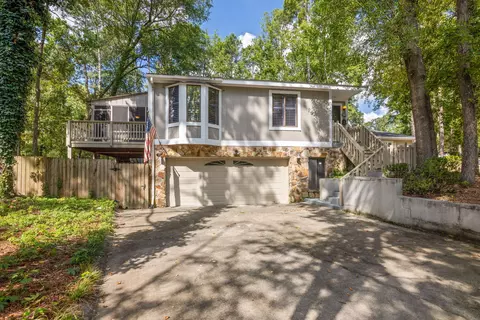 Exterior - 855 Wimbledon Dr, Augusta, GA 30909 photo 2 of 10