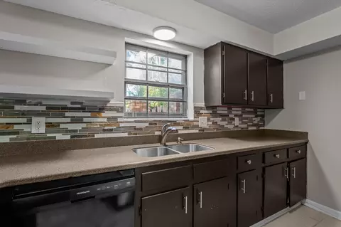 Kitchen - 2918 Arrowhead Dr, Augusta, GA 30909 photo 1 of 4