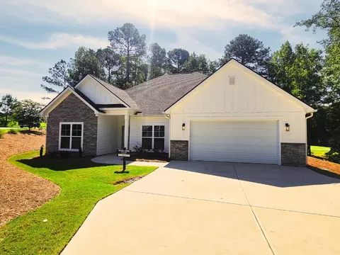 222 Louisa Ln, Mccormick, SC 29835