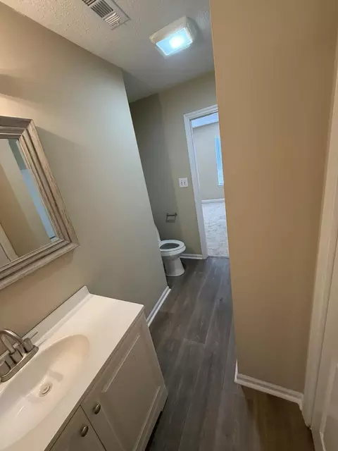 Bath - 2108 Turtle Ct, Augusta, GA 30907 photo 4 of 4