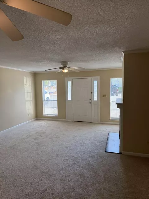 Living - 2108 Turtle Ct, Augusta, GA 30907 photo 4 of 4