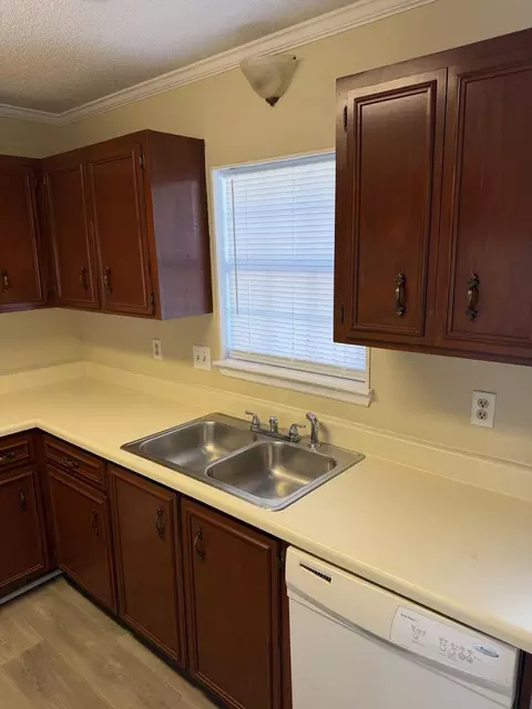 Kitchen - 2108 Turtle Ct, Augusta, GA 30907 photo 3 of 4