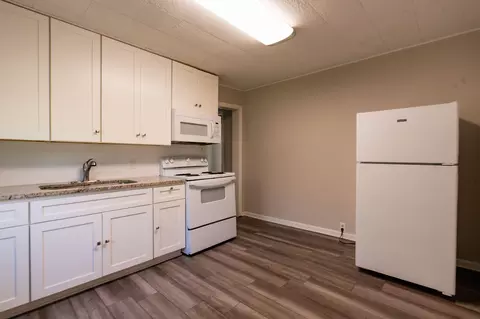 Kitchen - 2816 King St, Augusta, GA 30906 photo 2 of 2