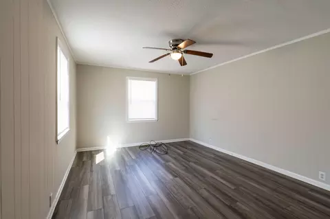 Living - 2816 King St, Augusta, GA 30906 photo 1 of 6