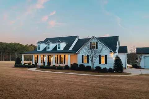Exterior - 4960 White Oak Rd, Appling, GA 30802 photo 3 of 21