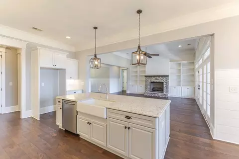 Kitchen - 4960 White Oak Rd, Appling, GA 30802 photo 3 of 9