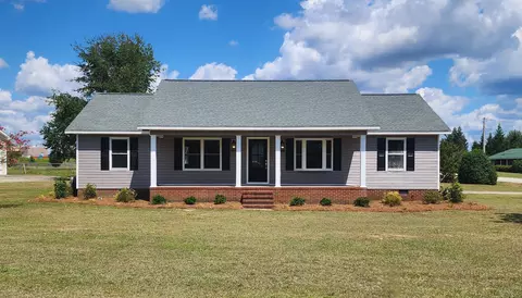 201 Ramsgate Dr, Wrens, GA 30833