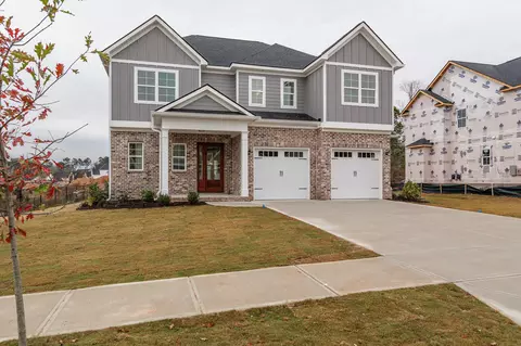 616 River Oaks Ln, Evans, GA 30809