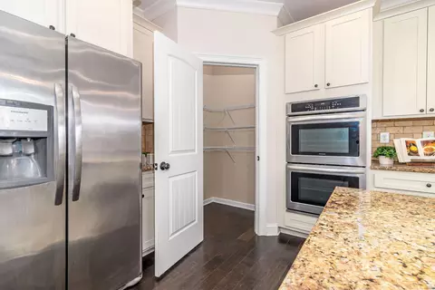 Kitchen - 5629 Sunbury Loop, Evans, GA 30809 photo 7 of 8
