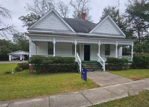 202 S Gibson St, Warrenton, GA 30828