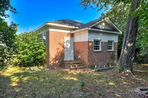 Exterior - 106 Second St, Augusta, GA 30901 photo 5 of 8