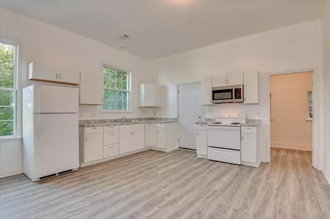 Kitchen - 106 Second St, Augusta, GA 30901 photo 2 of 5