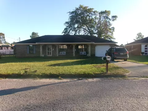 3904 Ellen St, Hephzibah, GA 30815