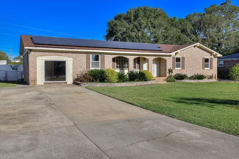 504 Heathwood Dr, Aiken, SC 29803
