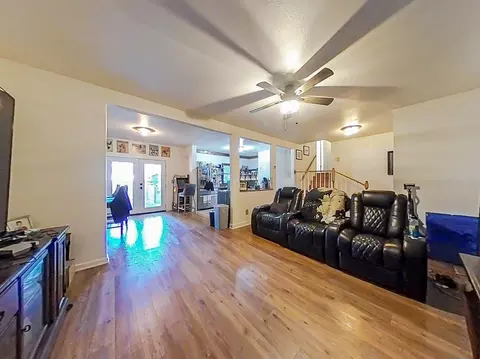 Living - 2717 Dan St, Augusta, GA 30909 photo 1 of 2