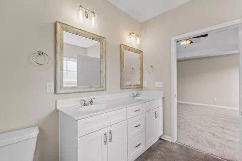 Bath - 3005 Brems Dr, Augusta, GA 30909 photo 2 of 6