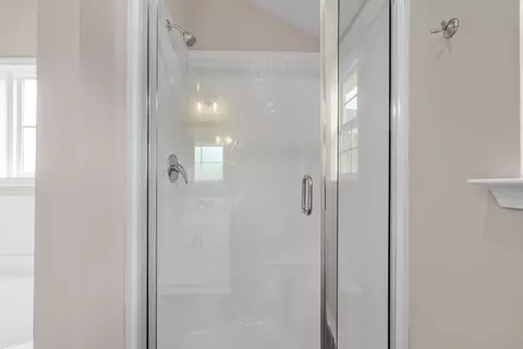 Bath - 3005 Brems Dr, Augusta, GA 30909 photo 3 of 6