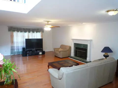Living - 4045 Dowling Dr, Martinez, GA 30907 photo 4 of 6