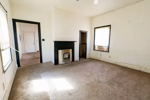 Living - 1916 Walker St, Augusta, GA 30904 photo 4 of 6