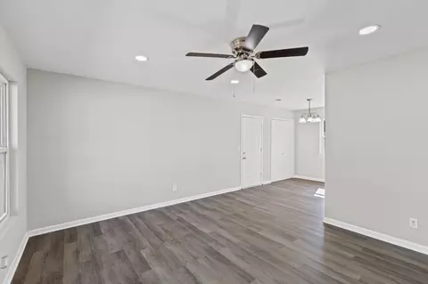 Living - 3119 Tate Rd, Augusta, GA 30906 photo 3 of 4