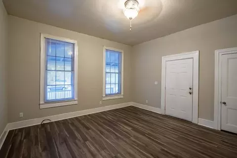 Living - 305 Walker St, Augusta, GA 30901 photo 1 of 1