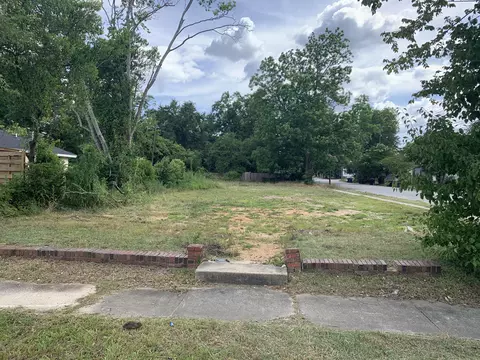 1858 Walker St, Augusta, GA 30904