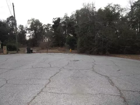 2105 NW Clairmont Dr, Augusta, GA 30904